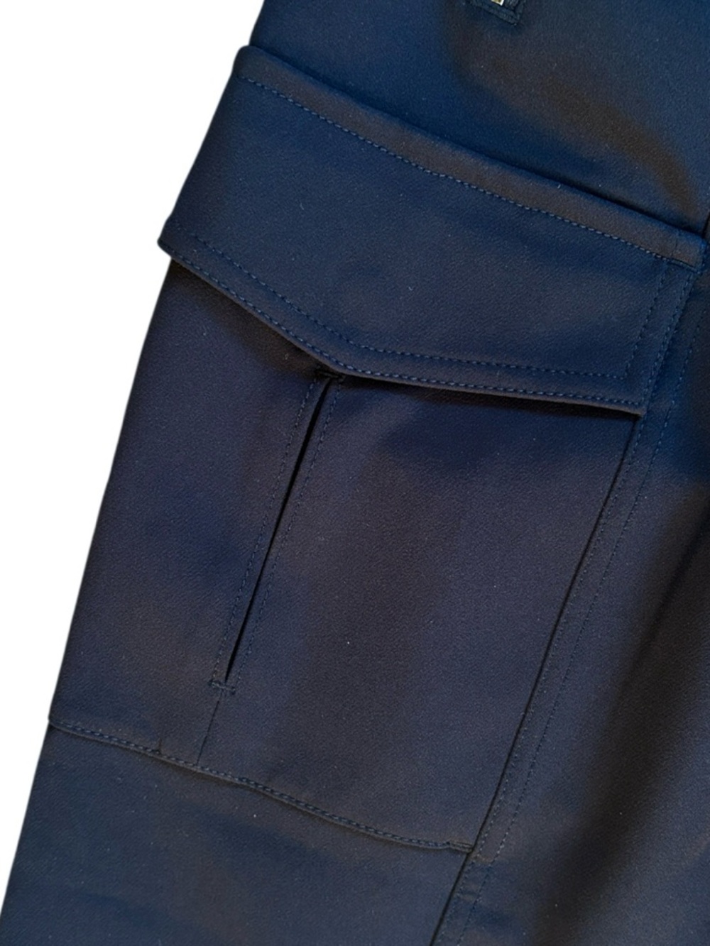 EUC Athleta Endless High Rise Cargo Pants Black Size 6 Retail $129.00 - Picture 8 of 11